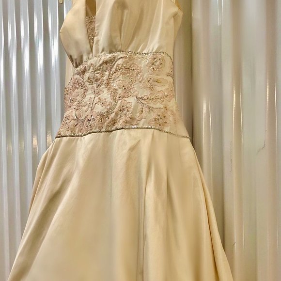 Pink 'Lace' Princess Dress - Picture 14 of 16